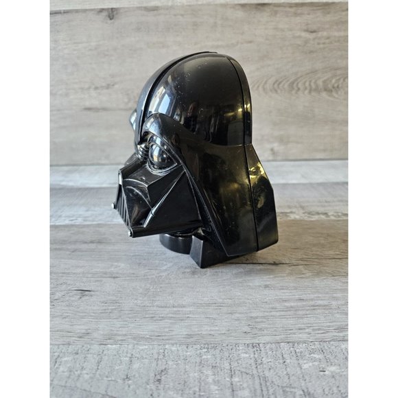 Vintage 1997 Tiger Electronics Star Wars Darth Vader Helmet LCD Game Nonworking - Picture 9 of 10
